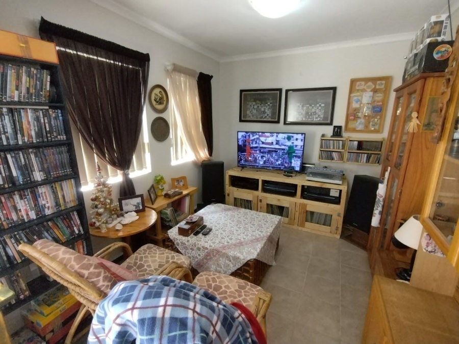 2 Bedroom Property for Sale in C Place Eastern Cape